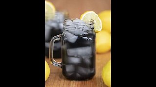 How to Make Charcoal Lemonade