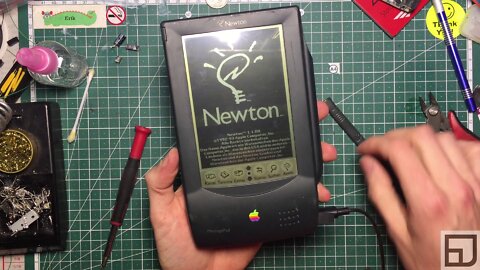 Restoring/Repairing an Original Apple Newton MessagePad 100 (OMP H1000), start-to-finish