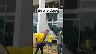 INVASÃO DOS MANIFESTANTES EM BRASÍLIA #shorts