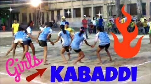 Indian women's playing Kabadi from street