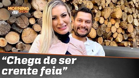 Submissa com orgulho, Andressa Urach compra briga com crentes e feministas