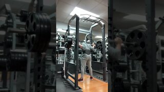 Squat 405lbs/184kg