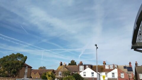 chemtrails,or contrails?(2)