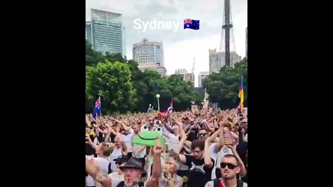 Sydney, Australia - HUGE Viking Protest Clap
