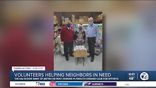 Volunteers Helping Neighbors in Need