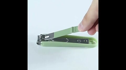 Trim Your Nails Like a Pro: The Best Nail Clipper Set from Germany