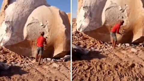 Man splits massive stone easily and quickly #short