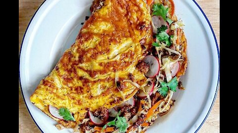 How to cook 10 MINS Thai Pork Omelette