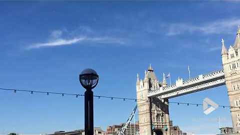 Disk-Shaped UFO Spotted Over London Bridge