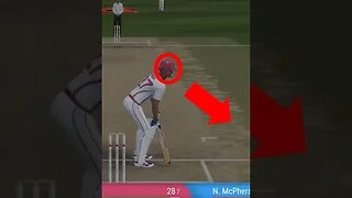 THE MOST UNBELIEVABLE CRAZY CRICKET SHOT FOR SIX!!!! #cricket #shorts