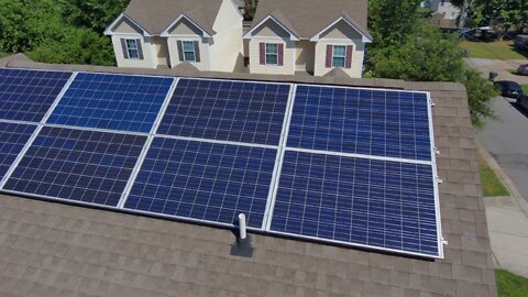 Blasian Babies DaDa Checks Rooftop Solar Panels Using Skydio 2+ KeyFrame Skill