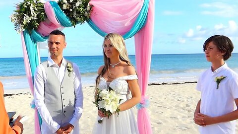 Our EMOTIONAL beach WEDDING vow renewal 😭💞 Barbados
