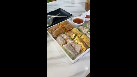 Vietnamese Restaurant has delicious food and coffee