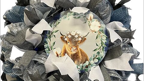 Highland Cow Deco Mesh Wreath| Hard Working Mom |How to