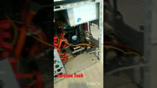 olha como estava esse computador retirado para limpeza #shorts