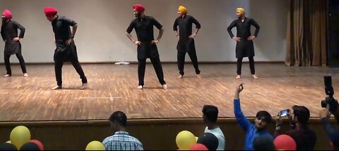 FAREWELL BHANGRA PERFORMAN