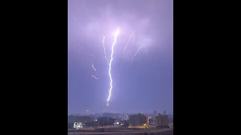 Amazing Lightning Strike