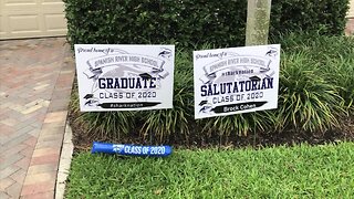 Spanish River High School surprises seniors with signs