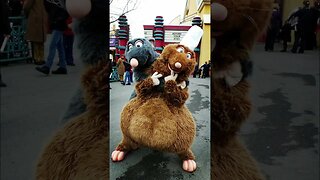 Rats in Disneyland Paris?! #shorts