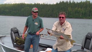 MidWest Outdoors TV Show #1614 - Showalter's Fly-In Outpost Pike Adventure