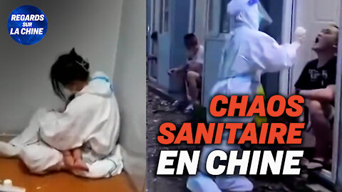 La stratégie sanitaire en Chine vire au chaos ; La police fait irruption dans une salle de classe