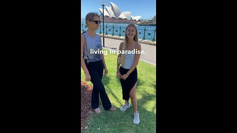 These girls are living the travelling dream!