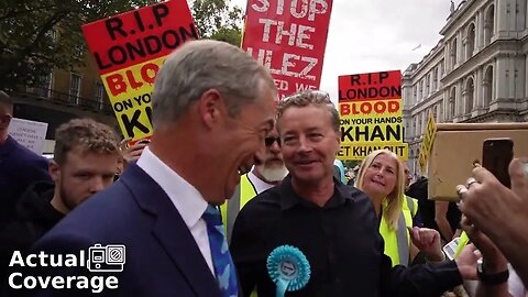 Nigel Farage attends ULEZ protest at 10 Downing Street