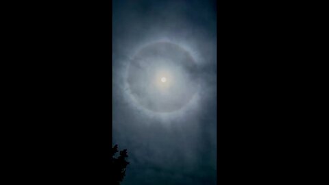 Gods Halo around the Sun