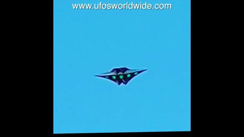 Review Request: Up Close Flying UFO / UAP Recording = kite