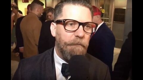 Gavin McInnes - I love ukulele music