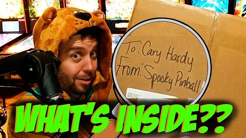 Hardy LIVE! Unboxing Spooky Pinball's Mystery Box!