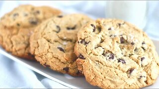 For Real, the BEST (Gluten Free or Not) Chocolate Chip Cookies You'll Ever Have!