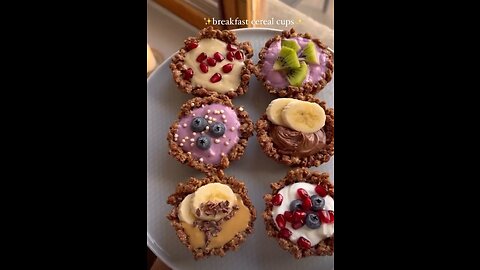 Breakfast cereal cupcakes