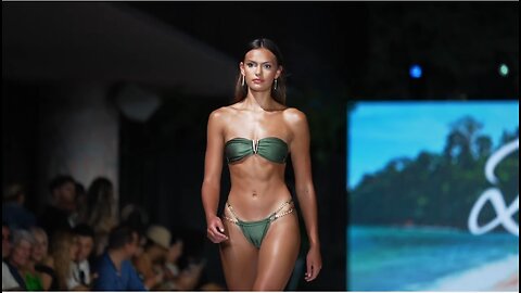 Caroline Holbrook || Miami Swim Week