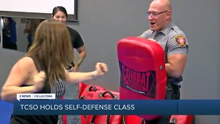 Tulsa County Sheriff's Office holds self-defense class for realtors