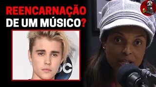 "UMA ALMA MUITO VELHA" (JUSTIN BIEBER) com Vandinha Lopes | Planeta Podcast (Sobrenatural)