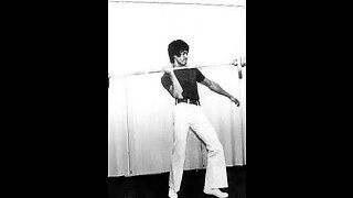 Cross kick Studio Films Bruce Lee Fitness pictures 4