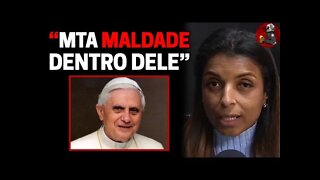 BENTO XVI E SUA GUERRA PESSOAL com Vandinha Lopes | Planeta Podcast (Sobrenatural)