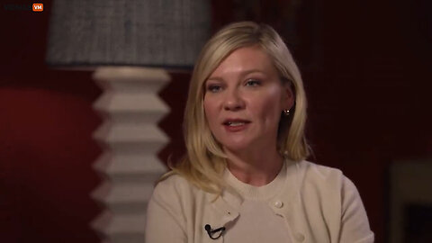 Kirsten Dunst Complains She Didn't Make As Much As Toby Maguire Did For The Spiderman Movie