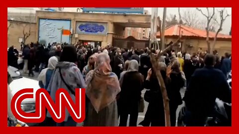 Parents protest over suspected poisoning of Iranian schoolgirls