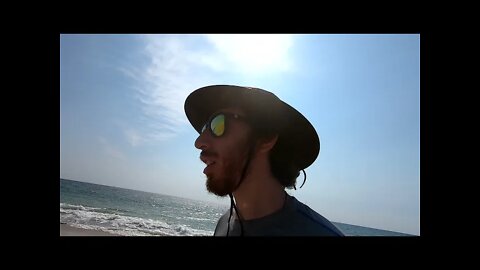 OBX mini vlog Ep2/3: beach fun, Cape Hatteras lighthouse, & spaceship?!
