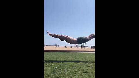 💥 Take Your Workout to New Heights with Superman Flying Push-ups! 💥