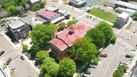 Circle Time Lapse of The Old Courthouse in Bolivar, TN