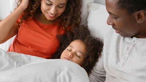 More than 70% of parents think co-sleeping with your kids should not be stigmatized