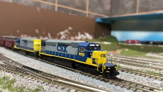 N Scale CSX SD40-2 maintenance train leaving the yard