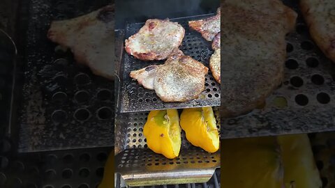 Cooking Pork Chops on a Gas Grill #cooking #meat #porkchops #grilling