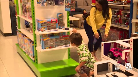Kids battling cancer get shopping spree in Wellington