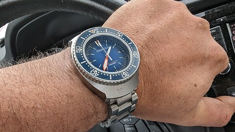 The in depth review. The Ultimate Dive Watch. Aquatico Super Marine 1000m! Custom dive bracelet!