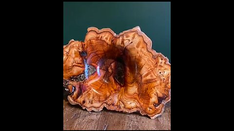 Woodturning - A Very Risky Bowl👏