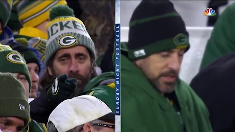 Aaron Rodgers' doppelganger shows up at Sunday's game